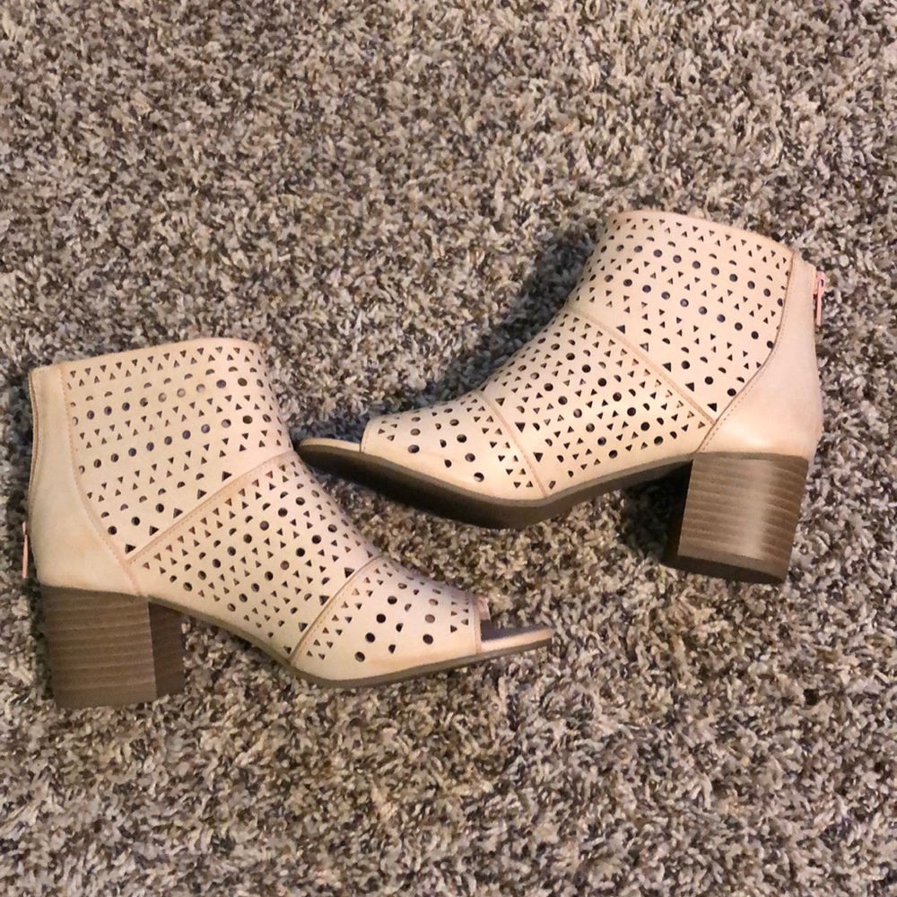 Light pink open toe bootie with small heel